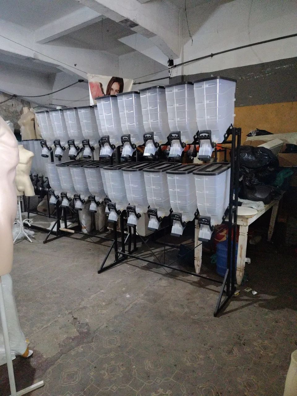 Dispensers Comerciais para Grãos e Produtos a Granel