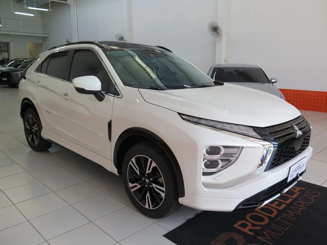 Mitsubishi Eclipse Cross HPE-S 1.5 AWD 165cv Aut. 2025 - Foto 6