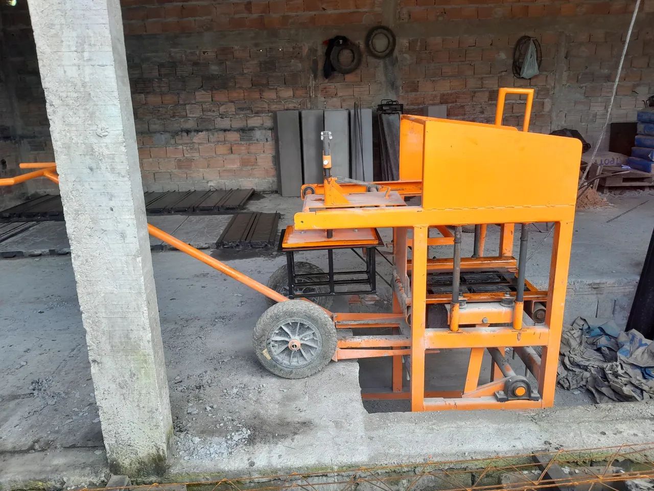 Maquina de Bloco Manual 321 - Foto 5