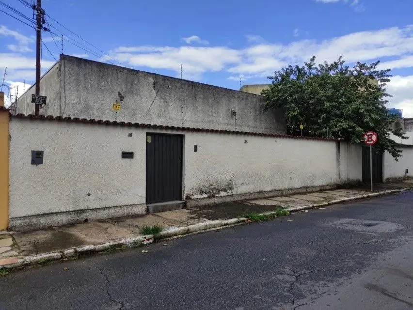 Casa com 3 dormitórios à venda, 153 m² por R$ 570.000 - Setor Campinas - Goiânia/GO
