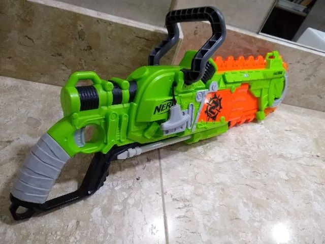 nerf zombie-strike brainsaw - Foto 2
