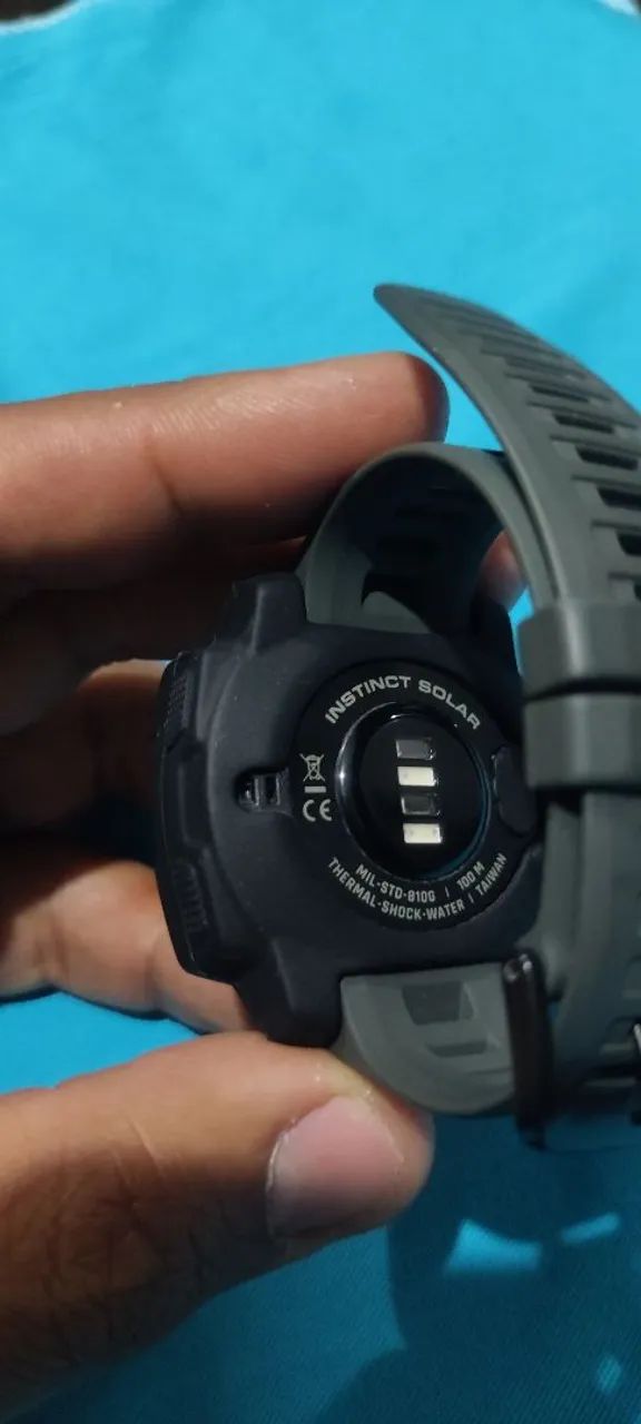 Vendo relógio Garmin instict Solar  - Foto 3