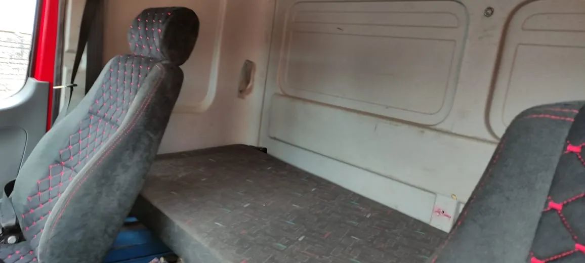 Mb atego 2425 6x2/carroceria/2011 - Foto 7