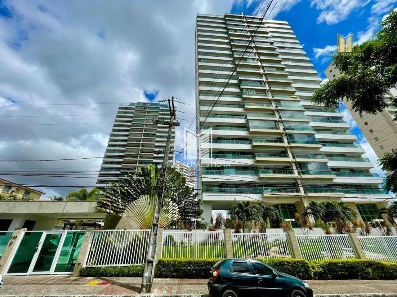 Apartamento com 3 dormitórios à venda, 161 m² por R$ 1.790.000,00 - Guararapes - Fortaleza