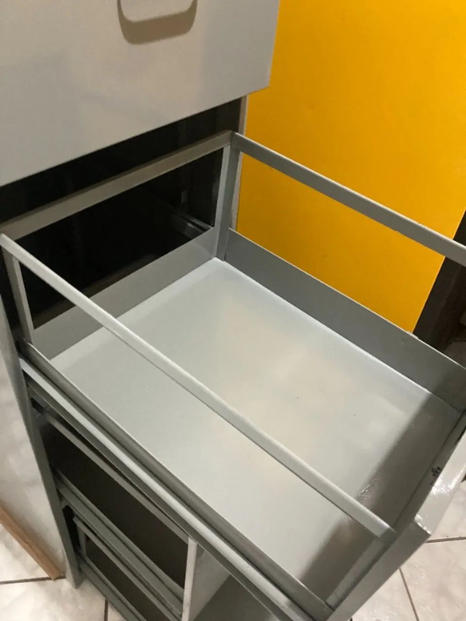 Arquivo 4 gavetas em metal - Foto 4