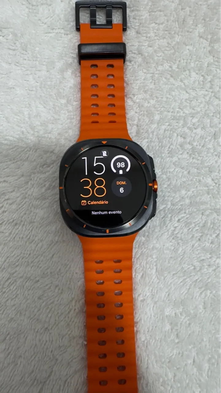 Galaxy Watch Ultra zerado. Menos de dois meses de uso