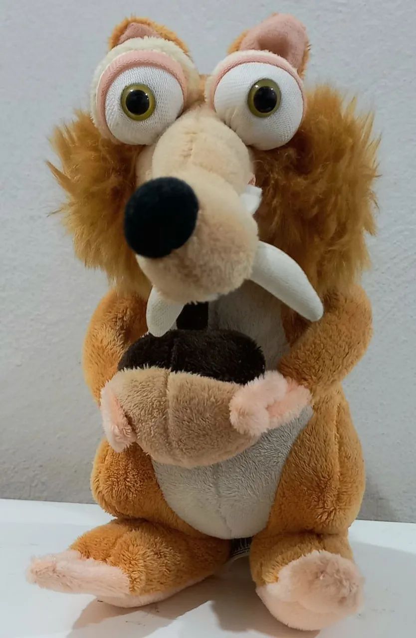 Pelúcia Scrat Esquilo A Era do Gelo Original 