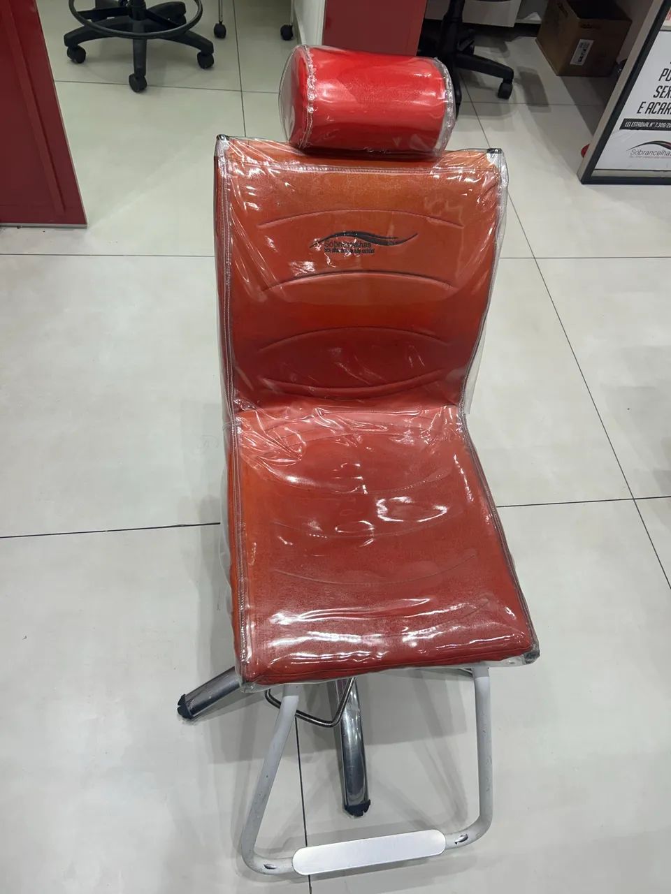 Cadeira maquiagem design de sobrancelhas