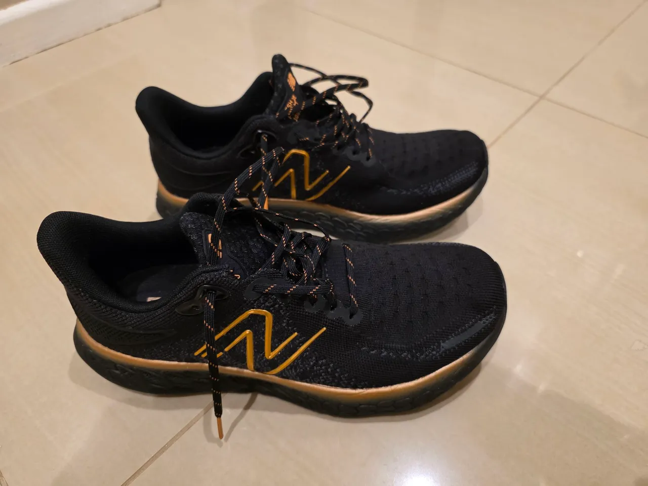 Tênis New Balance 1080V12