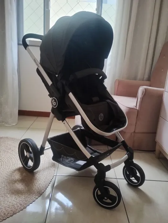 Carrinho Passeio 2 em 1 Assento Moisés Jazz 0-15kgs Preto Fisher-Price -