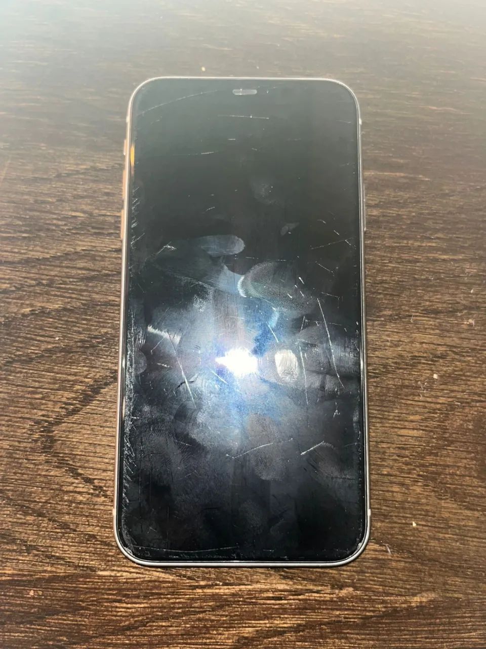 Iphone 11 - 64gb - bom estado - bateria 76% - Foto 2