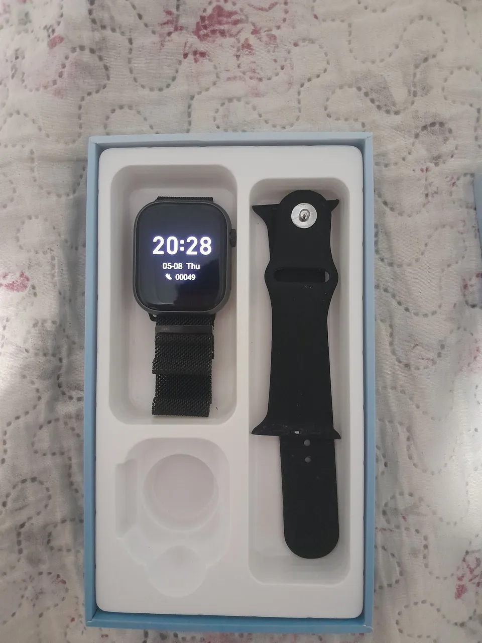 Smartwatch Preto com Pulseira de Metal e Extra