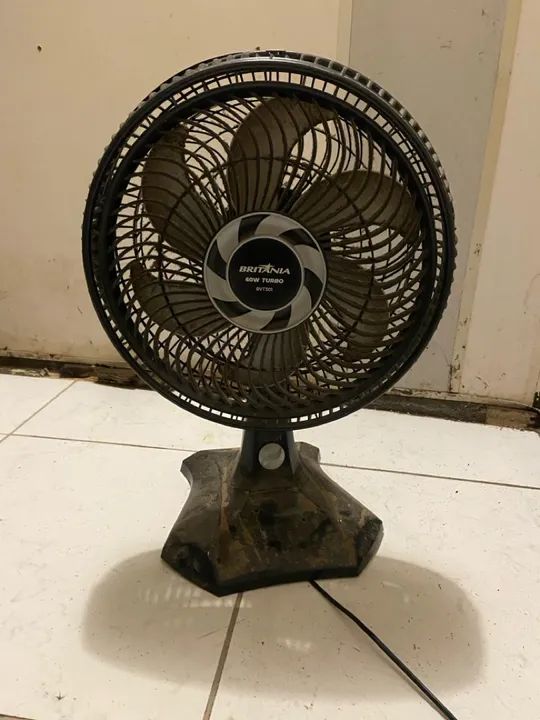 Ventilador de Mesa Britânia 40W Turbo