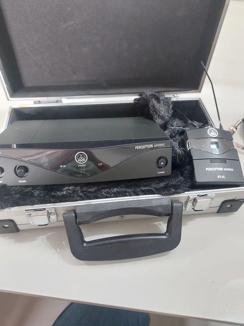 Transmissor Sem Fio AKG Perception PT45