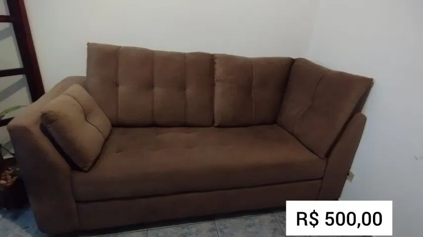 Sofá 3 lugares.64750823983618120