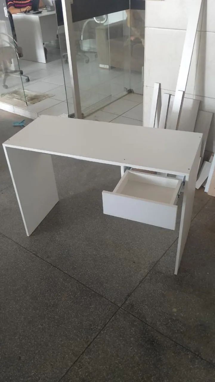 Mesa de Escritório Branca - Foto 2