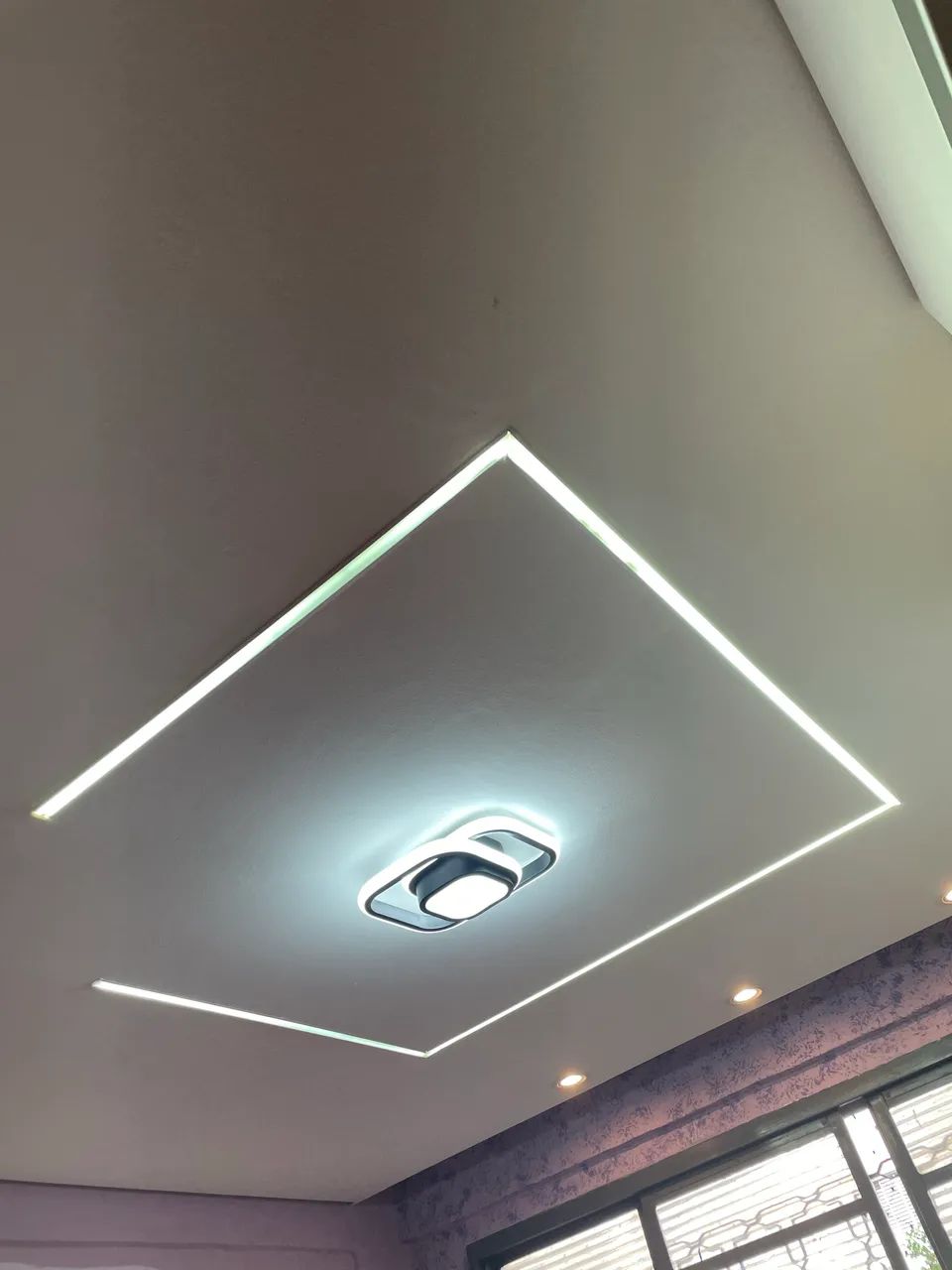  Eletricista Residencial e Comercial - Atendimento Rápido - Foto 3