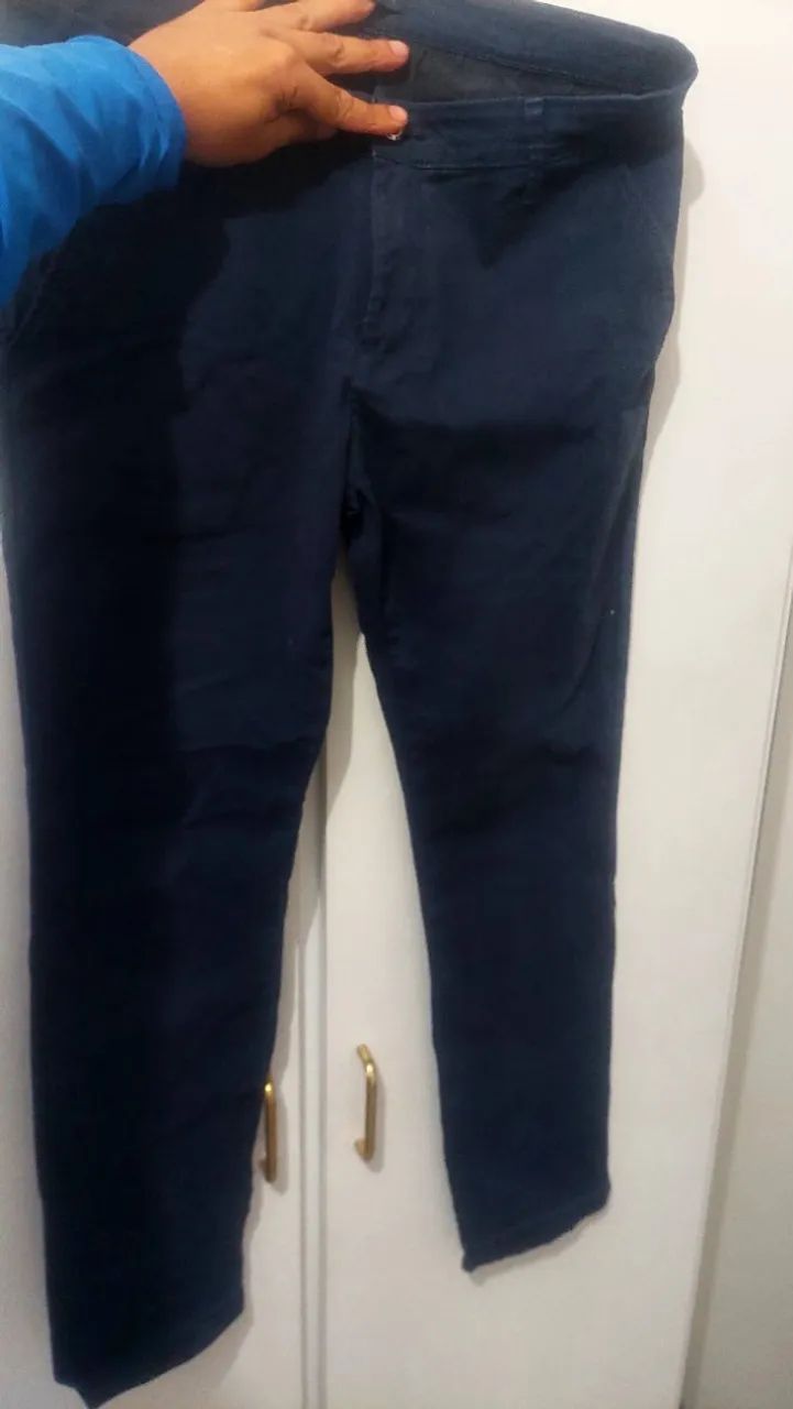 Calça Sarja modelo skinny 42  - Foto 3