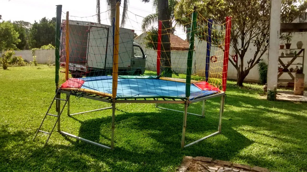 Cama elástica e piscina de bolinhas essa dupla faz sucesso  - Foto 3