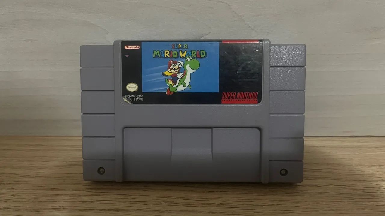 Super Mario World - Super Nintendo