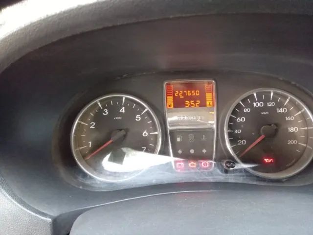 Renault Symbol SYMBOL Privilège Hi-Flex 1.6 16V 4p 2013