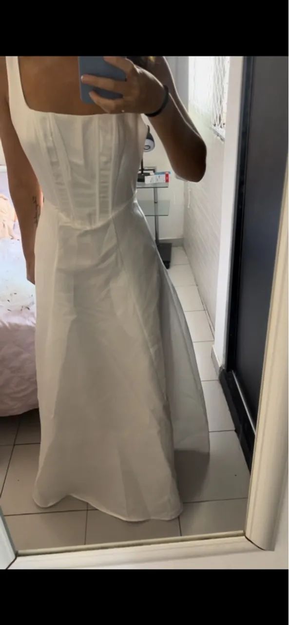 Vestido de noiva nunca usado  - Foto 2