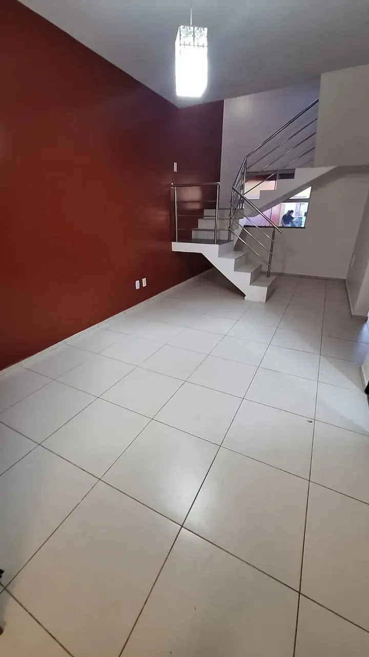 Alugo excelente casa 4 quartos