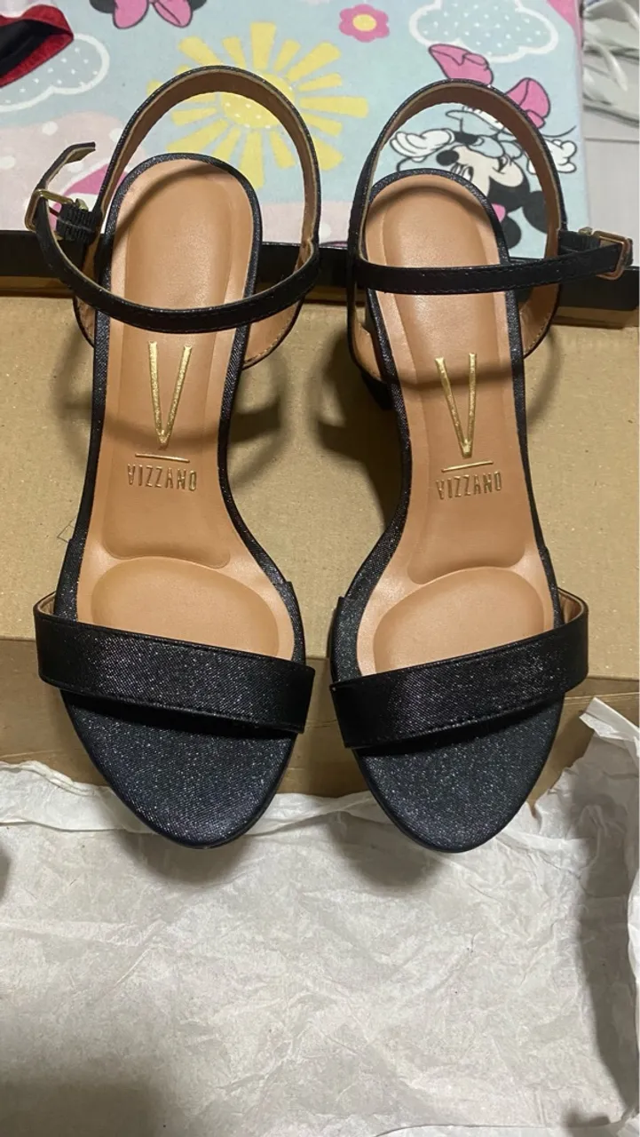 Sandália Vizzano Preta - Elegância e Conforto