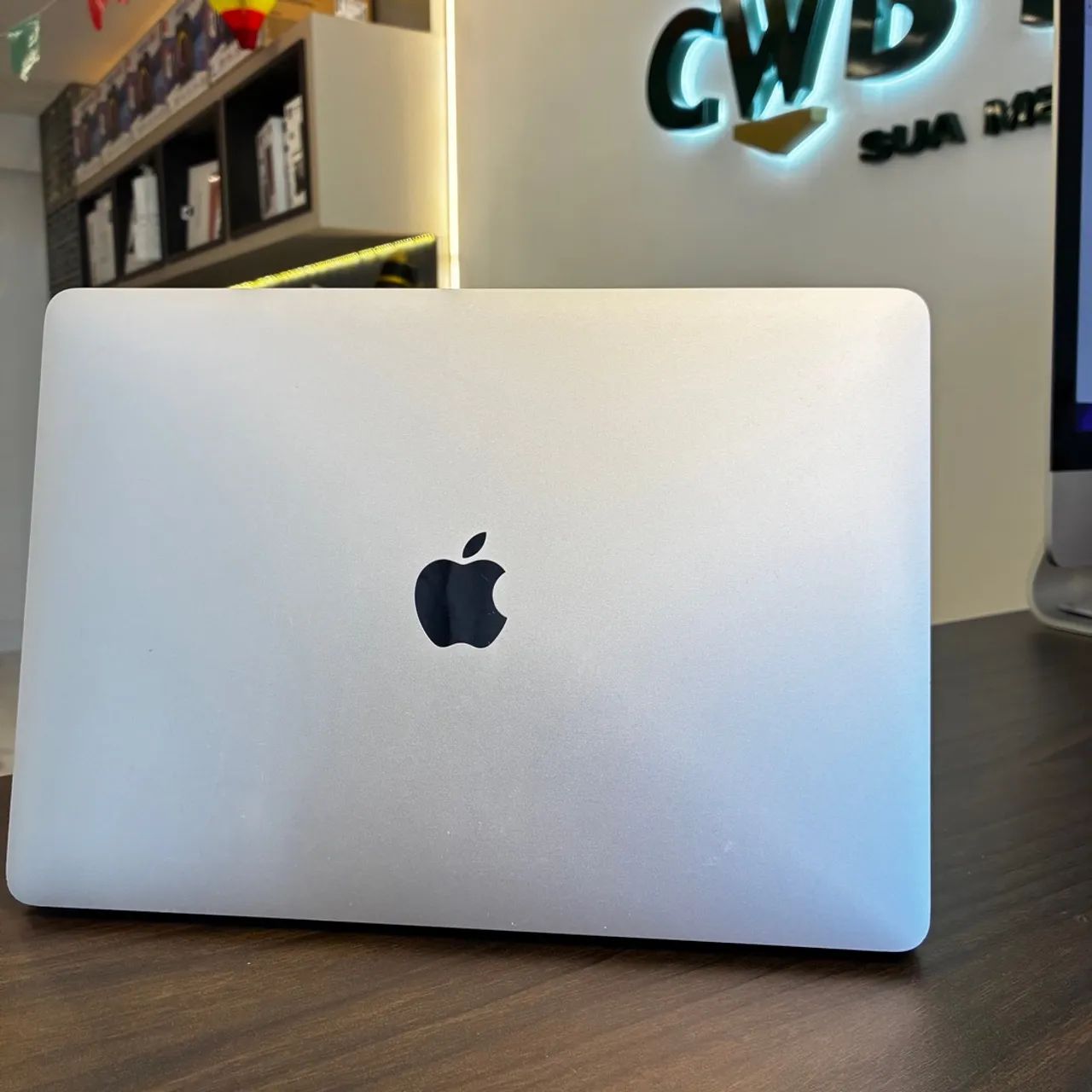 MacBook Pro 2019 i5 8Gb 128Gb 13.3 Silver TouchBar 