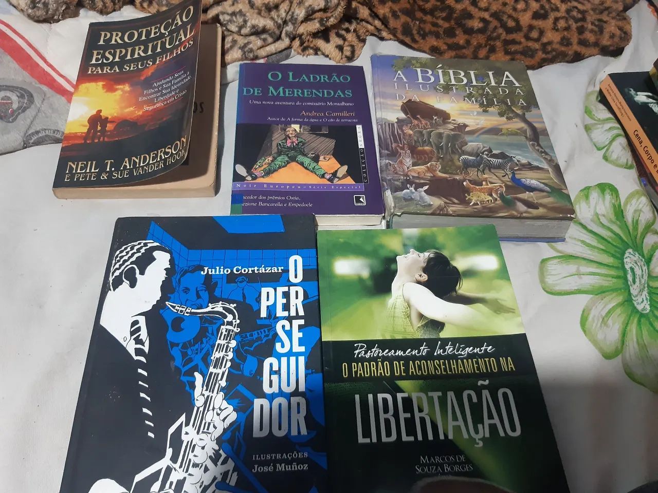 Livros Antigos em Ótimo Estado - Antiguidades - Jardim Caiçara