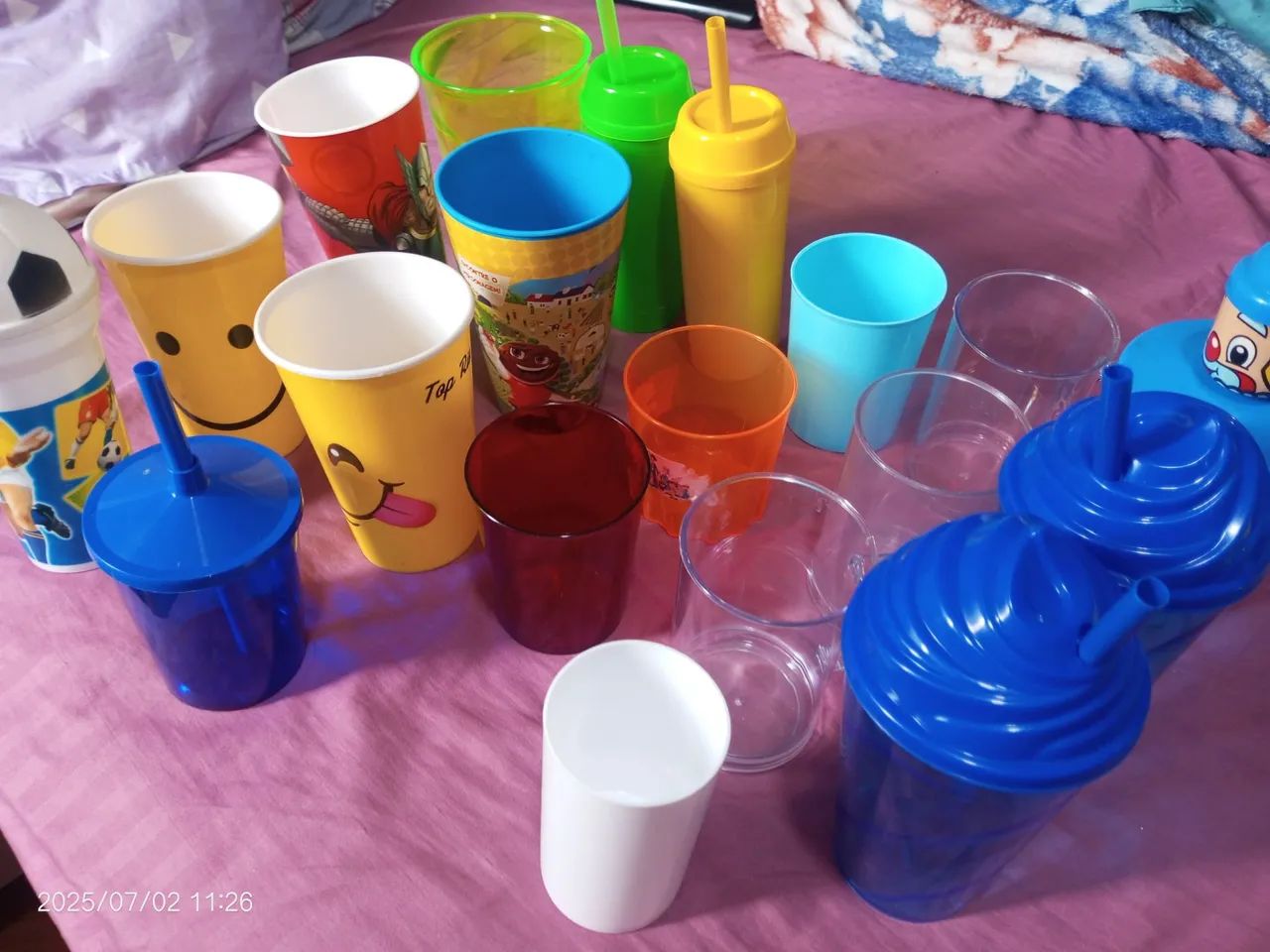Conjunto de Diversos Copos Coloridos - 22 peças  - Foto 3