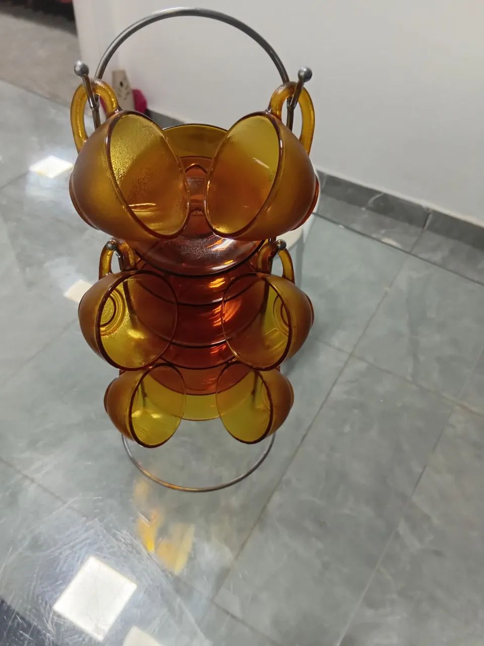 Conjunto de xícaras de chá retrô com suporte