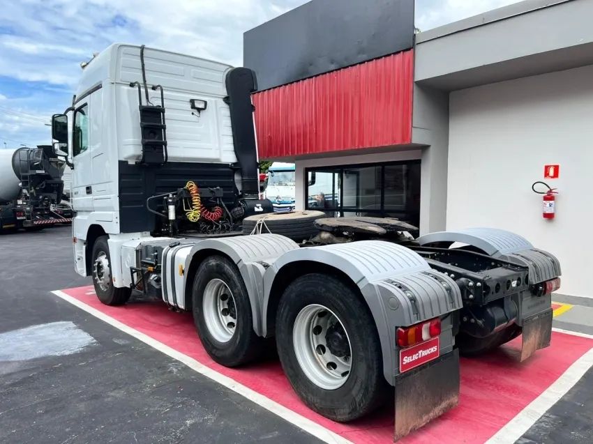 Mercedes-Benz Actros 2651 6x4. - Foto 12