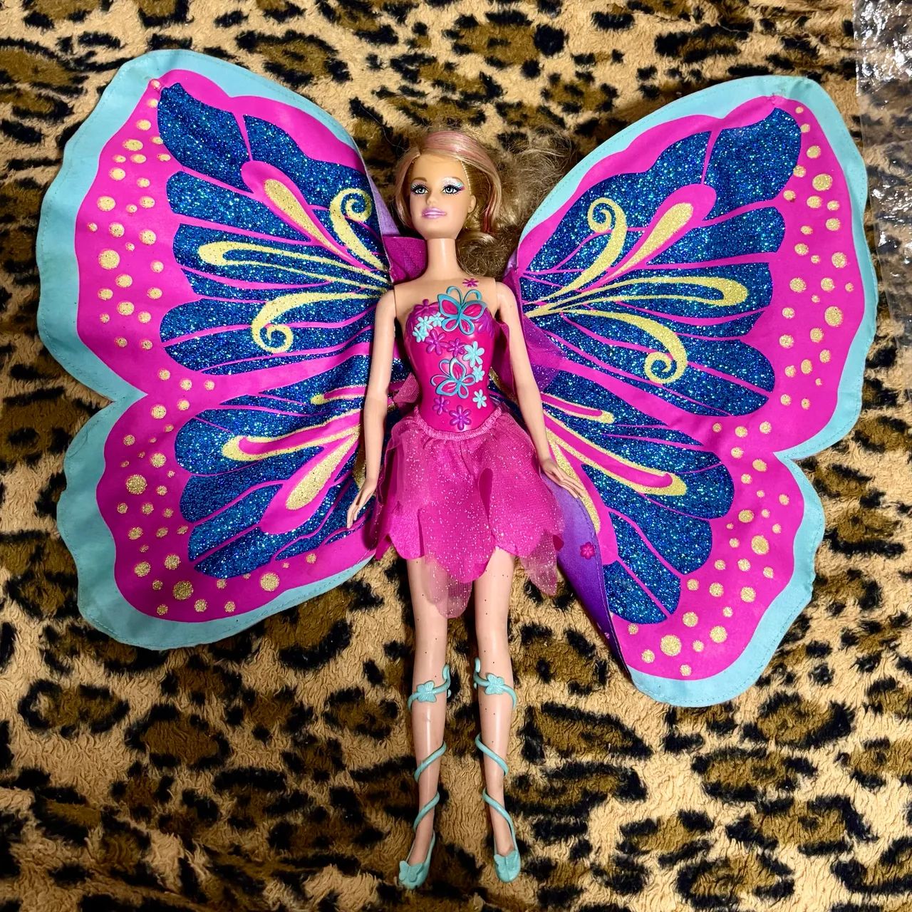 Barbie Butterfly Fairytopia 2008 (saia vira asa) - Foto 2