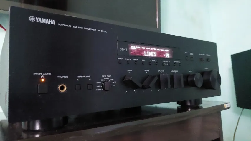 Receiver Yamaha R- S700