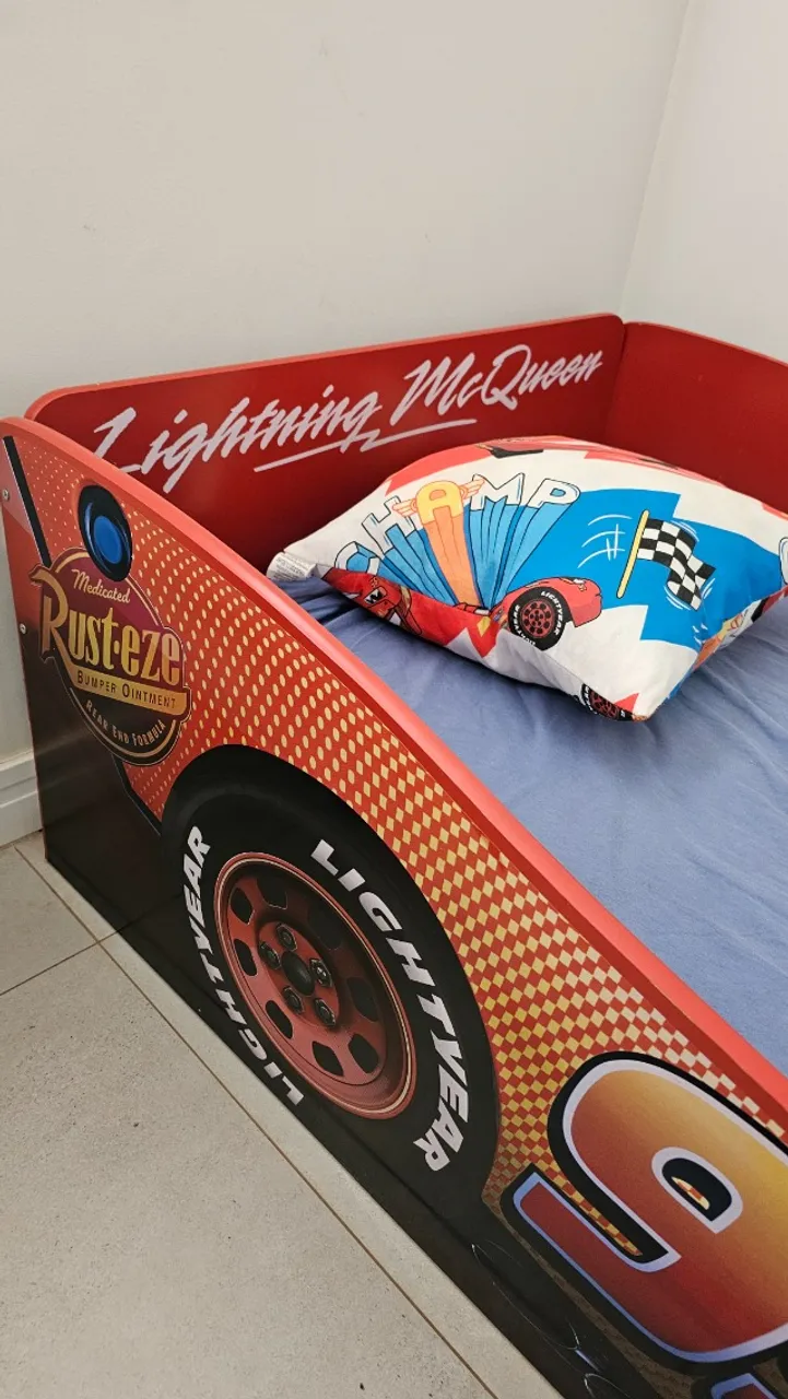 Cama solteiro (sem colchao) McQueen
