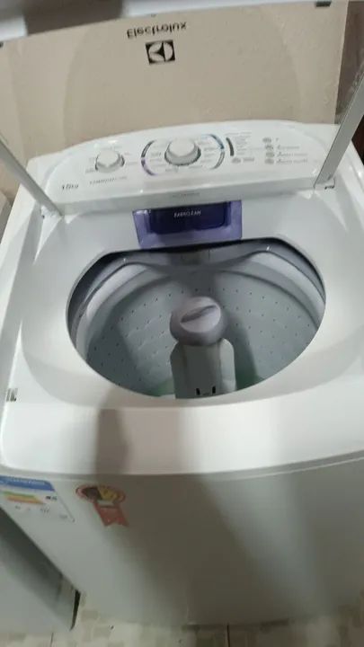 Máquina de Lavar Roupa Electrolux 15kg . voltagem 110. Com 90 dias de garantia  - Foto 2