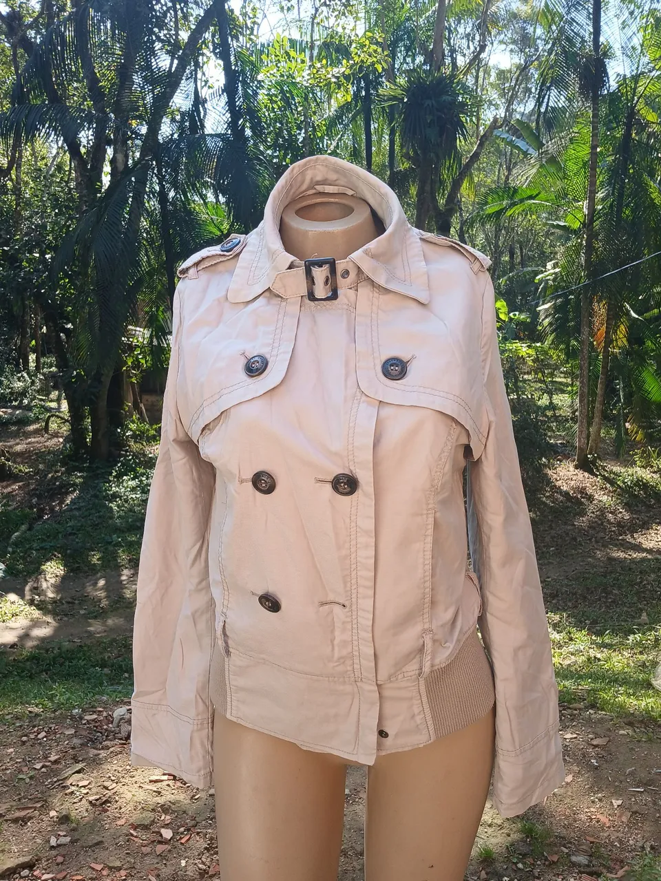 Roupa de frio Jaqueta estilo trench coat bege