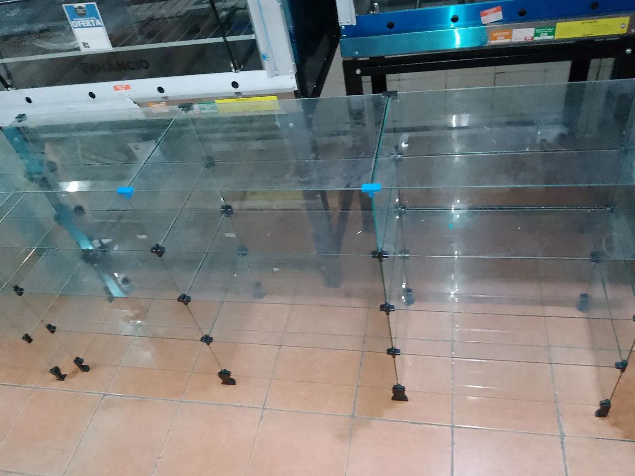 Vitrine de Vidro 1,20m x 0,40m x 0,88m