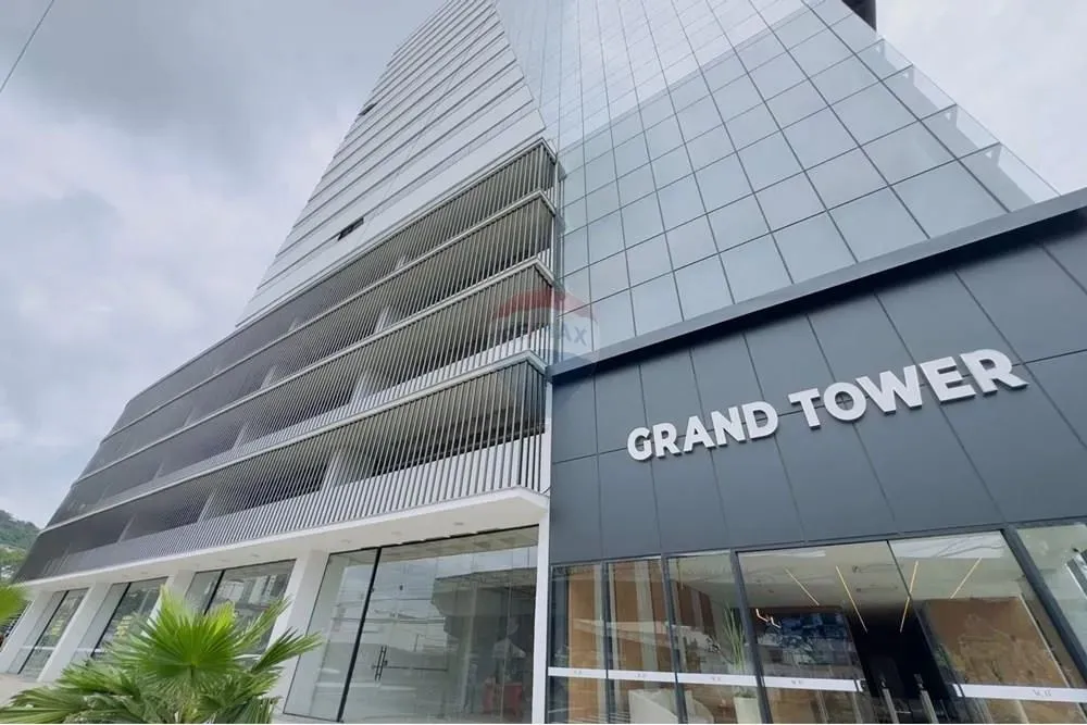 Sala comercial para locação no centro de Juiz de Fora