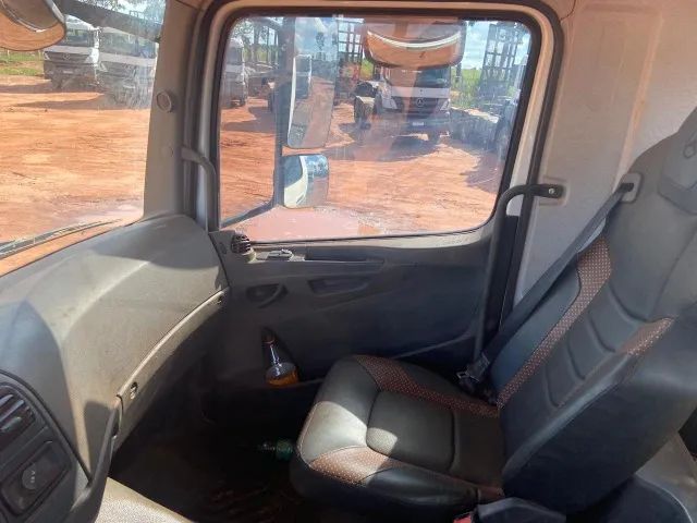 Mercedes Axor 3344 6x4  - Foto 12