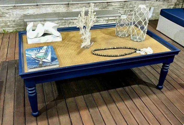 Mesa de Centro para Área Externa - Madeira Pintada Azul, Como Nova - Foto 2