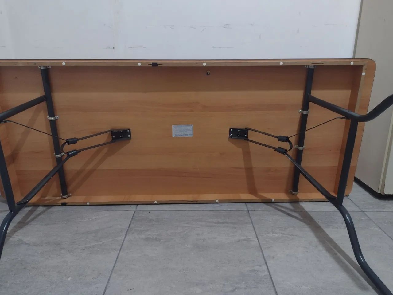 Mesa 1'80 de comprimento por 70 de largura  - Foto 4