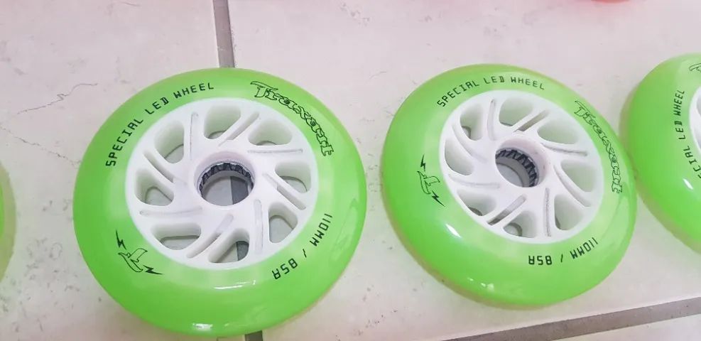 Patins Custom Traxart com Base Híbrida + Rodas High Performance 110mm/85A - Foto 3