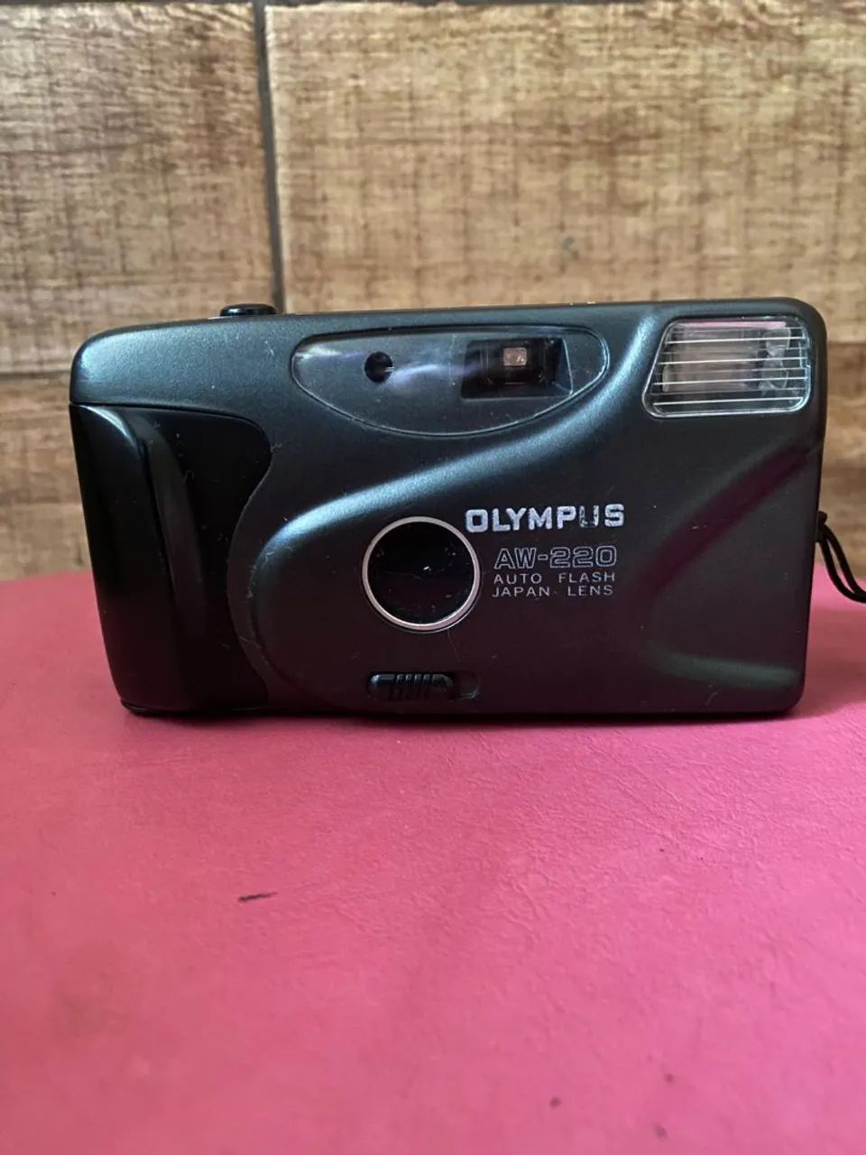 Câmera Olympus AW-220 Vintage - Para Peças ou Decoração - Câmeras