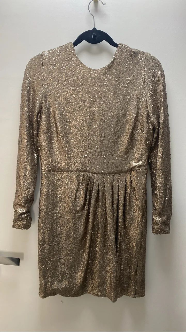 Vestido de paetês dourado Amissima 