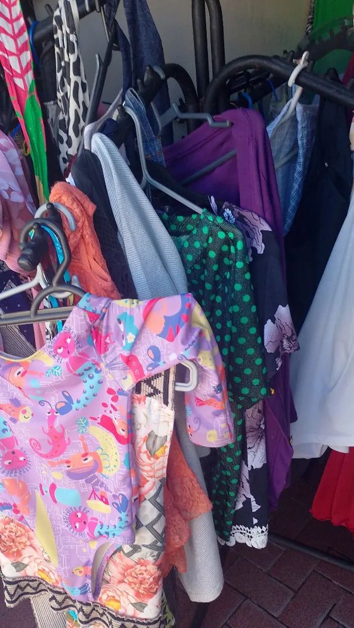 Roupas para bazar  - Foto 4