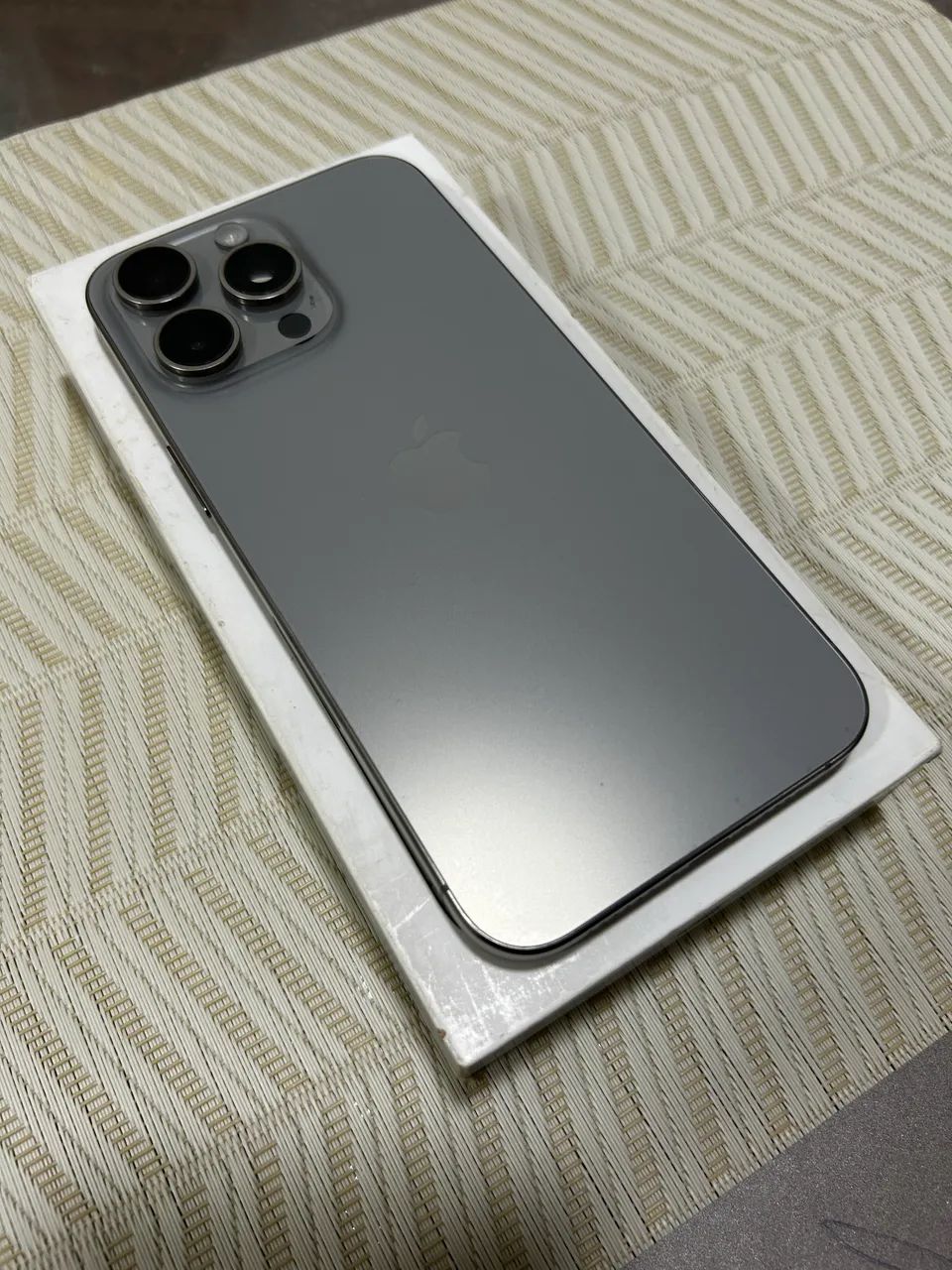 IPhone 15 pro max  - Foto 4