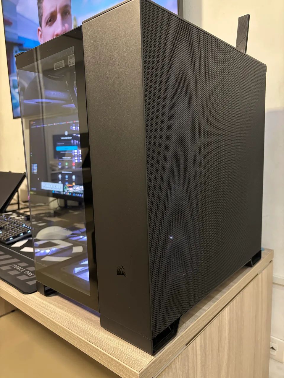 Setup Gamer High-End Completo | 9800X3D + RX 9070 XT Nitro+ - Foto 2