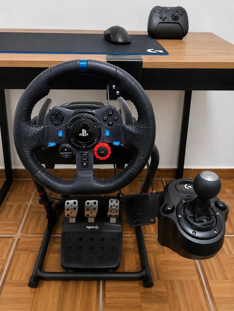 Volante G29 Completo com câmbio e cockpit